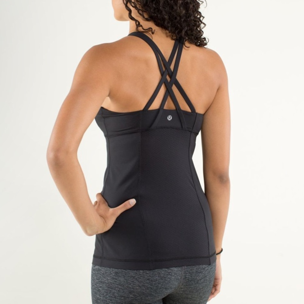 Lululemon Energy tank in black striped size 4